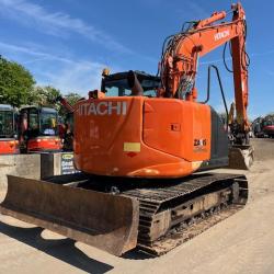 Hitachi ZX135US-5B