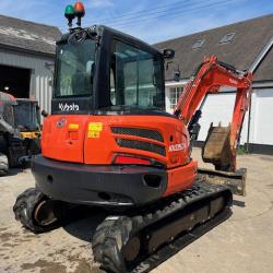 Kubota KX057-4