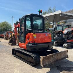 Kubota KX057-4